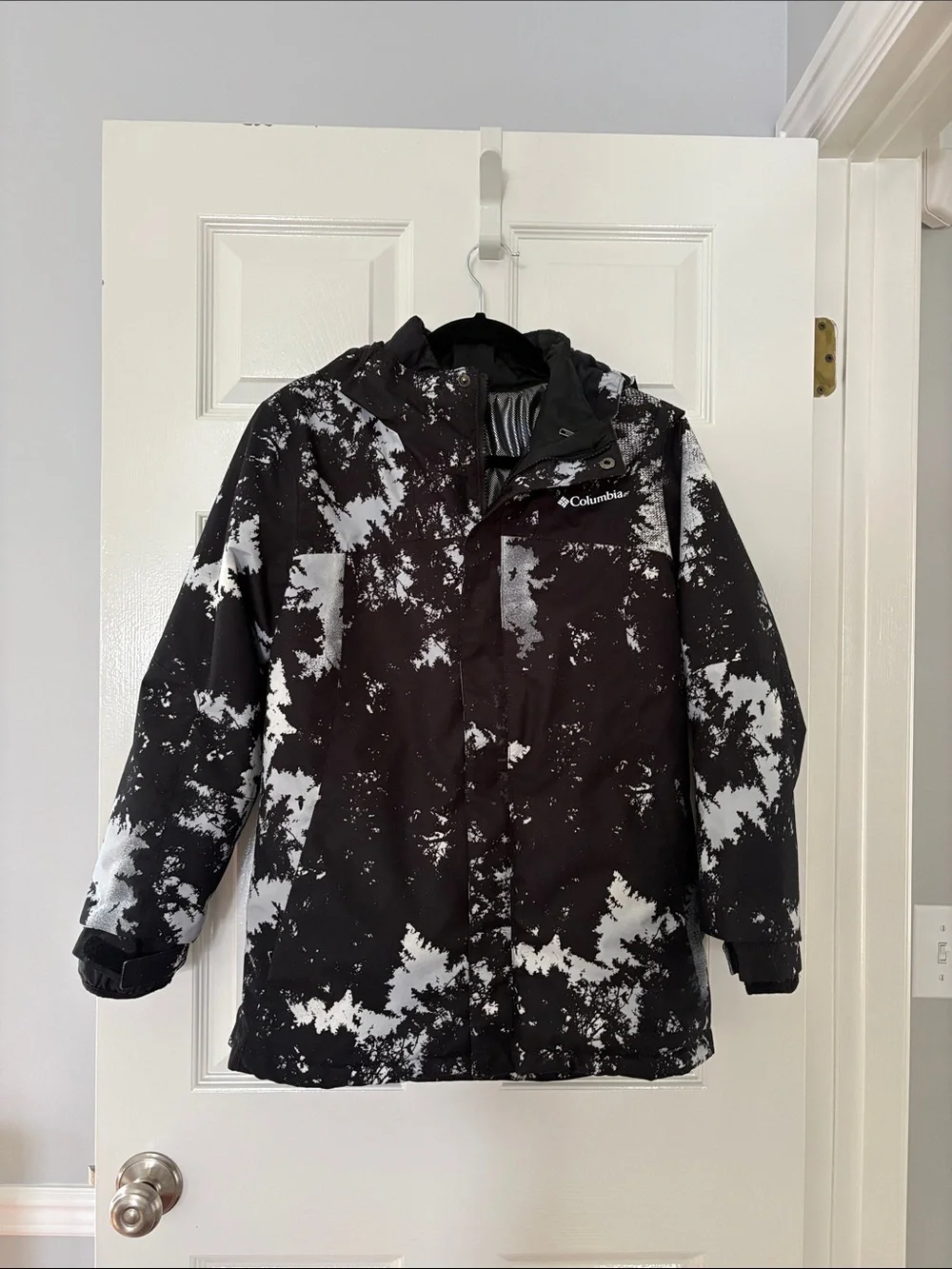 Columbia Whirlwind II Interchange Kids' Black & White Snow Jacket